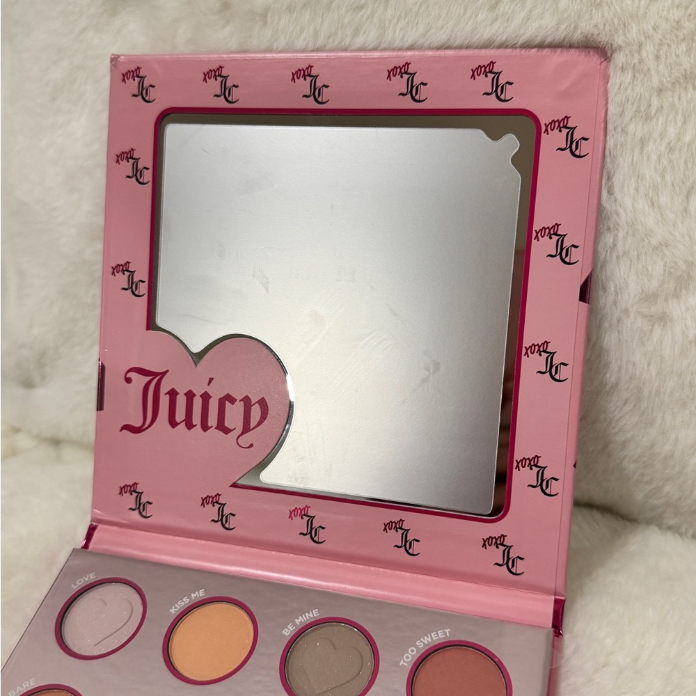 Juicy Couture Valentines Eyeshadow Palette 16 Shades - Picture 4 of 9